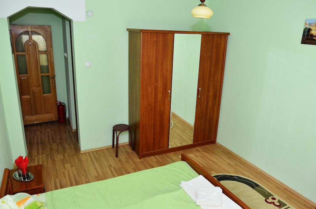 Pensiunea Deea Băile Herculane Exterior foto
